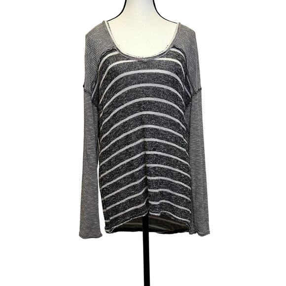 We The Free by Urban Outfitters Striped Knit V-Neck Sweater - Size Small - Picture 1 of 8